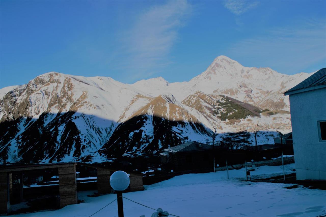 Hotel Noa Kazbegi Exterior photo